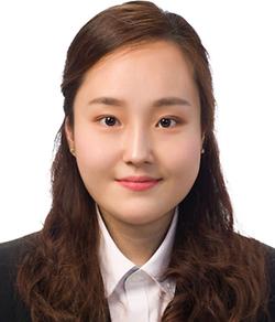 Photo-activatable Oligoelectrolytes Engendering Pyroptotic Vesicles